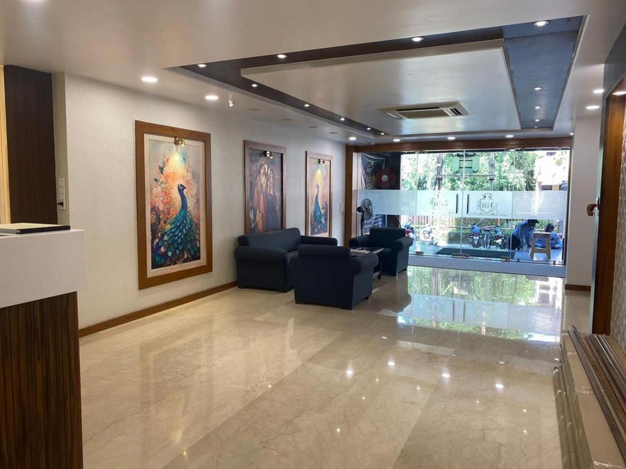Hotel Eleven Heights Μποπάλ Εξωτερικό φωτογραφία