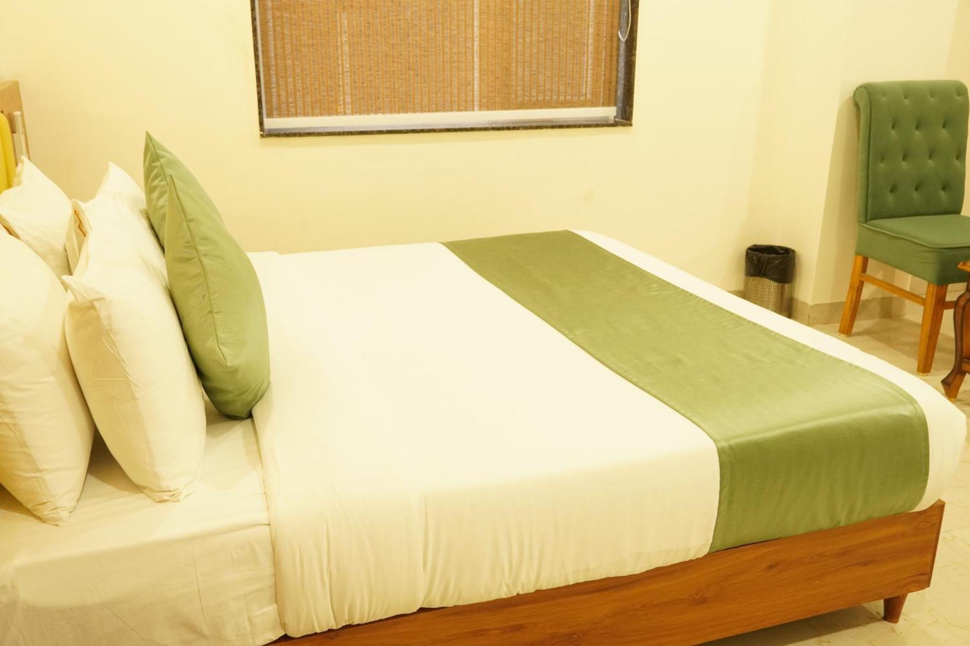Hotel Eleven Heights Μποπάλ Εξωτερικό φωτογραφία