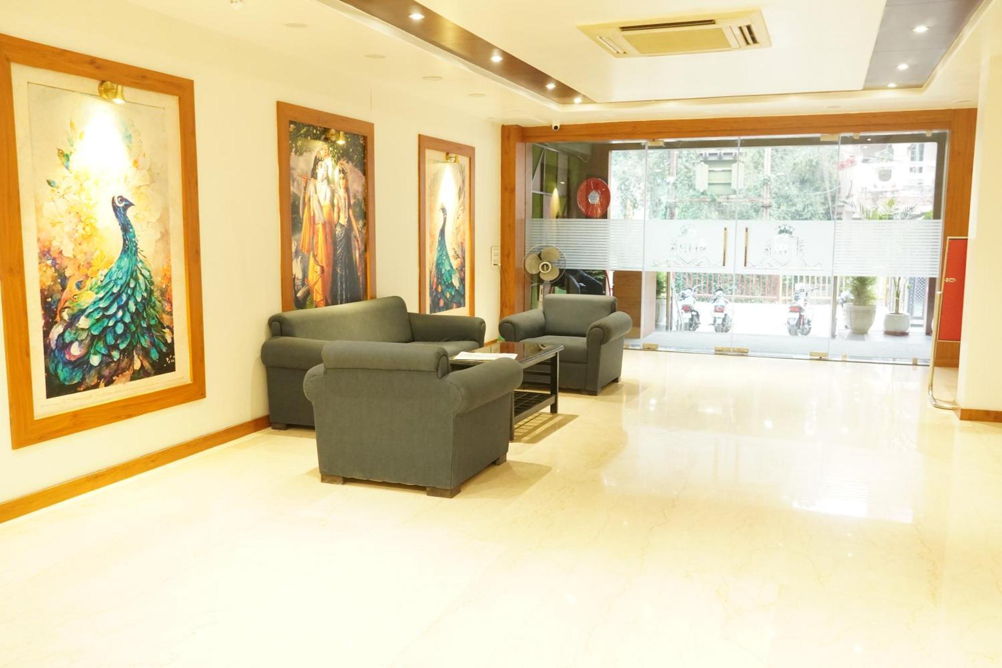 Hotel Eleven Heights Μποπάλ Εξωτερικό φωτογραφία
